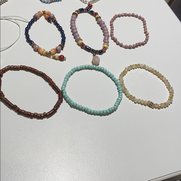 Beaded bracelets. - Picture 5 of 7